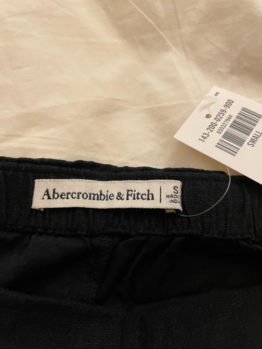 RARE NWT 53/47 Linen/Cotton Blend Abercrombie & Fitch Black Mini Skort Size Smal - Picture 9 of 10